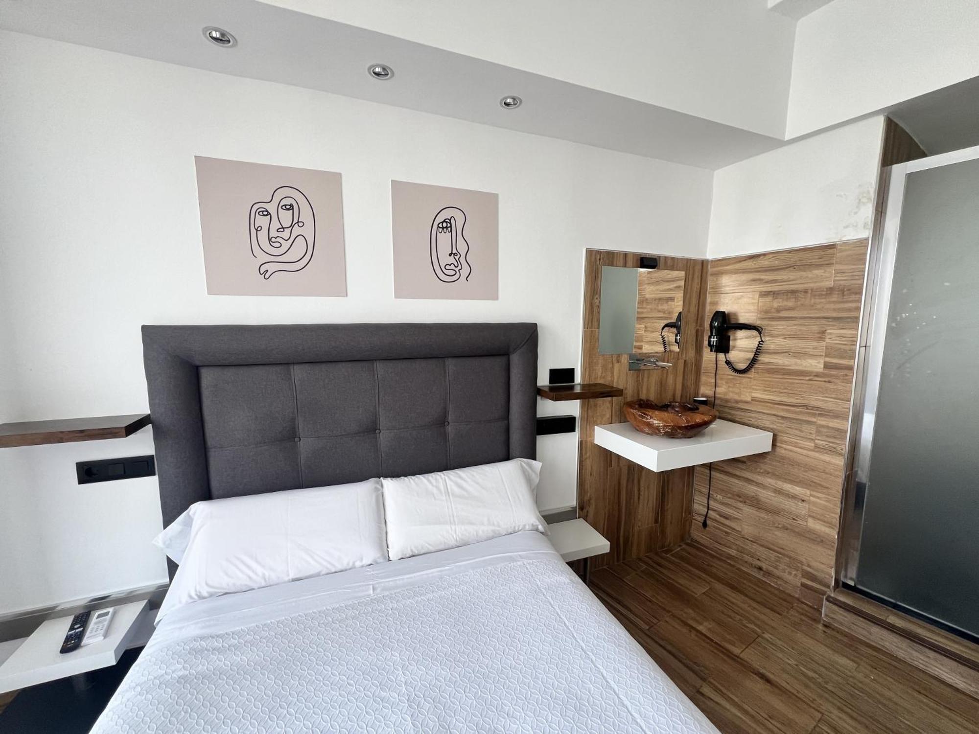 Ilustre Rooms Málaga Esterno foto