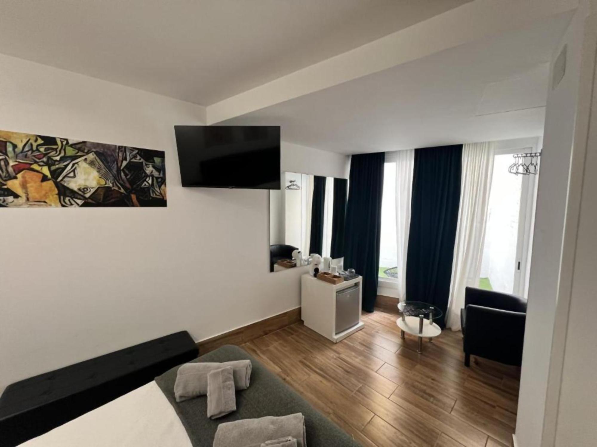 Ilustre Rooms Málaga Esterno foto